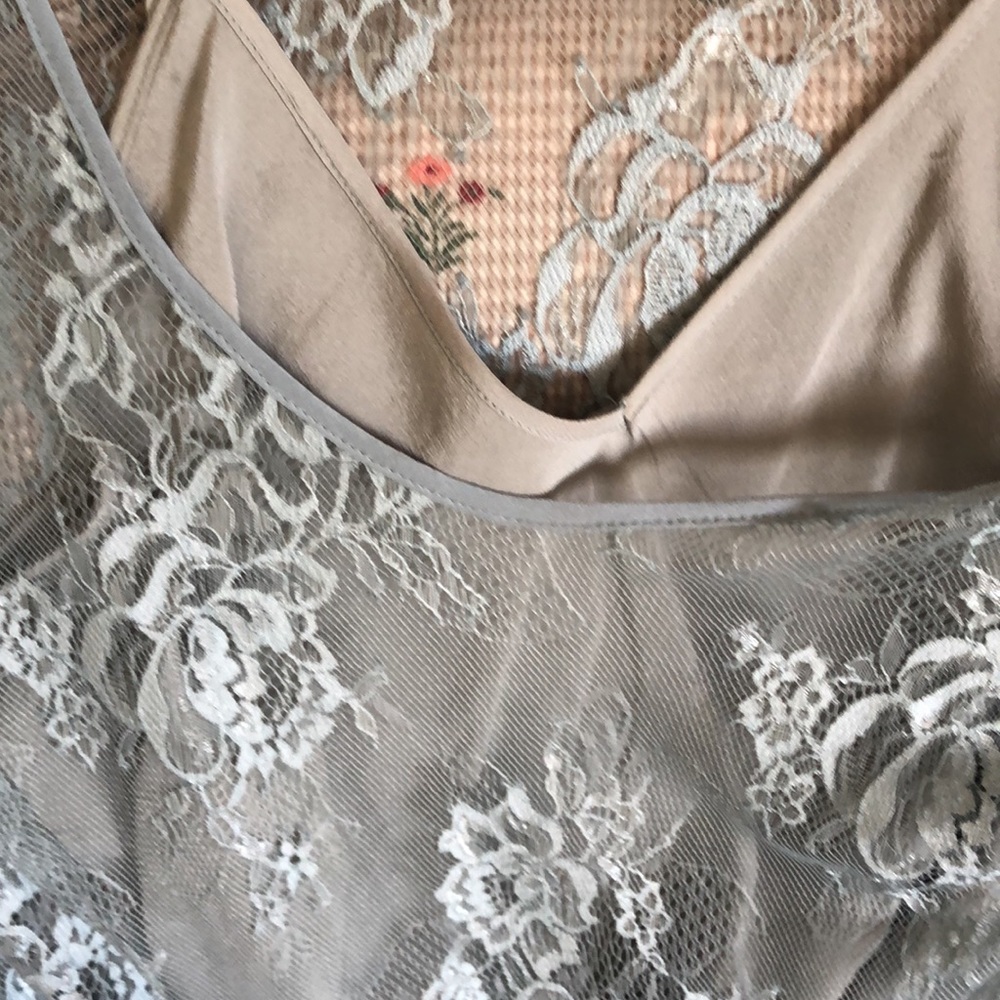 Gold hawk antique blue lace and silk dress - Picture 3 of 7